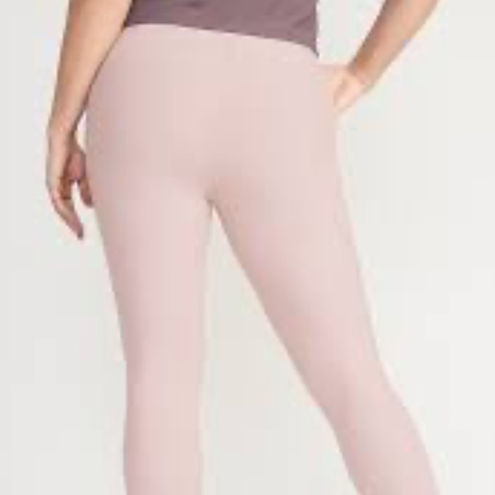 🤍New Old Navy Light Pink Soft Leggings🤍